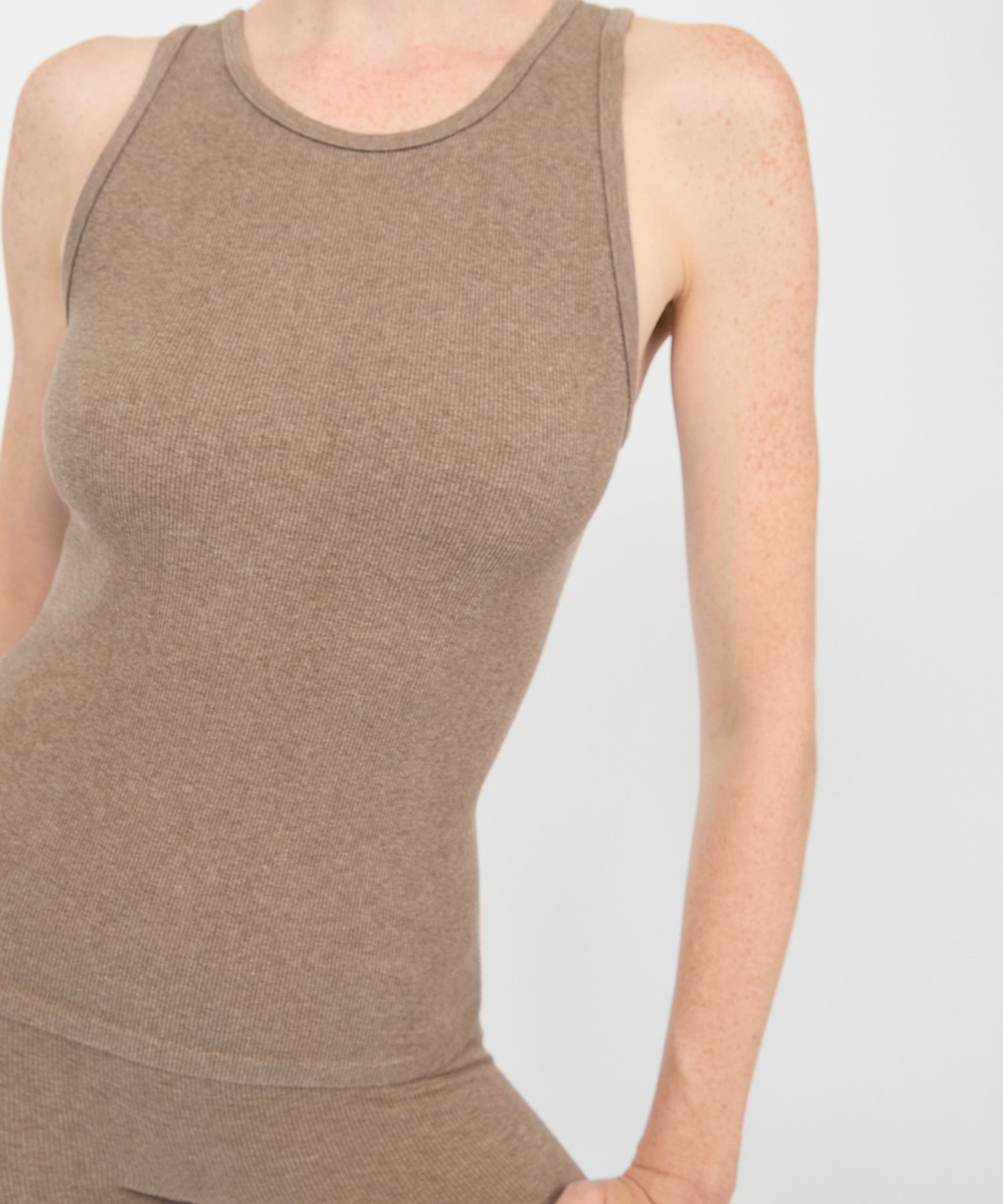 Carly High Neck Tank - Hazelnut Mélange