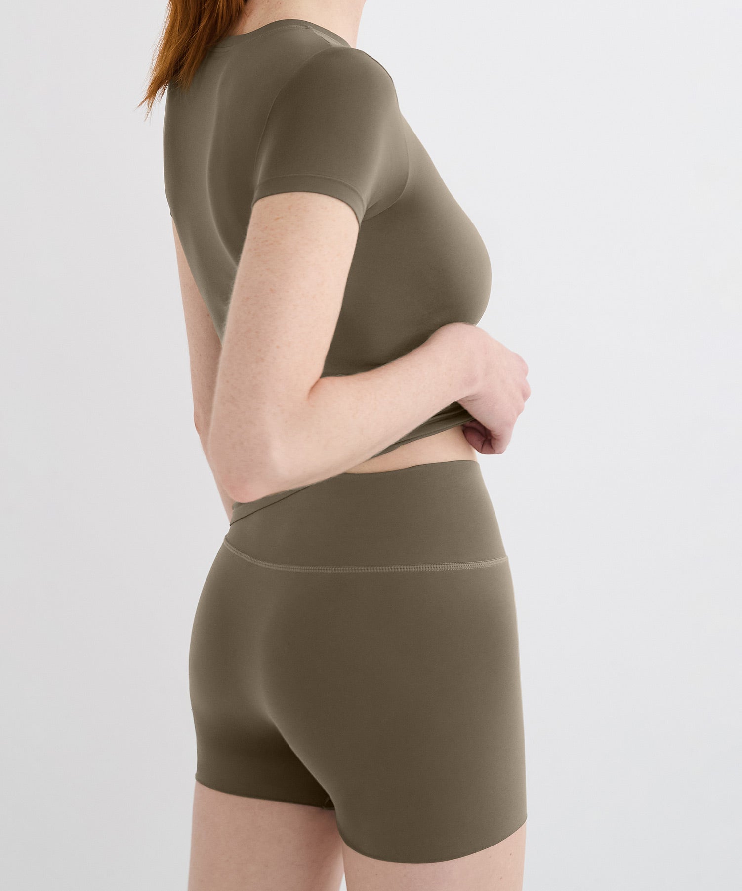 24/7 Short - Olive