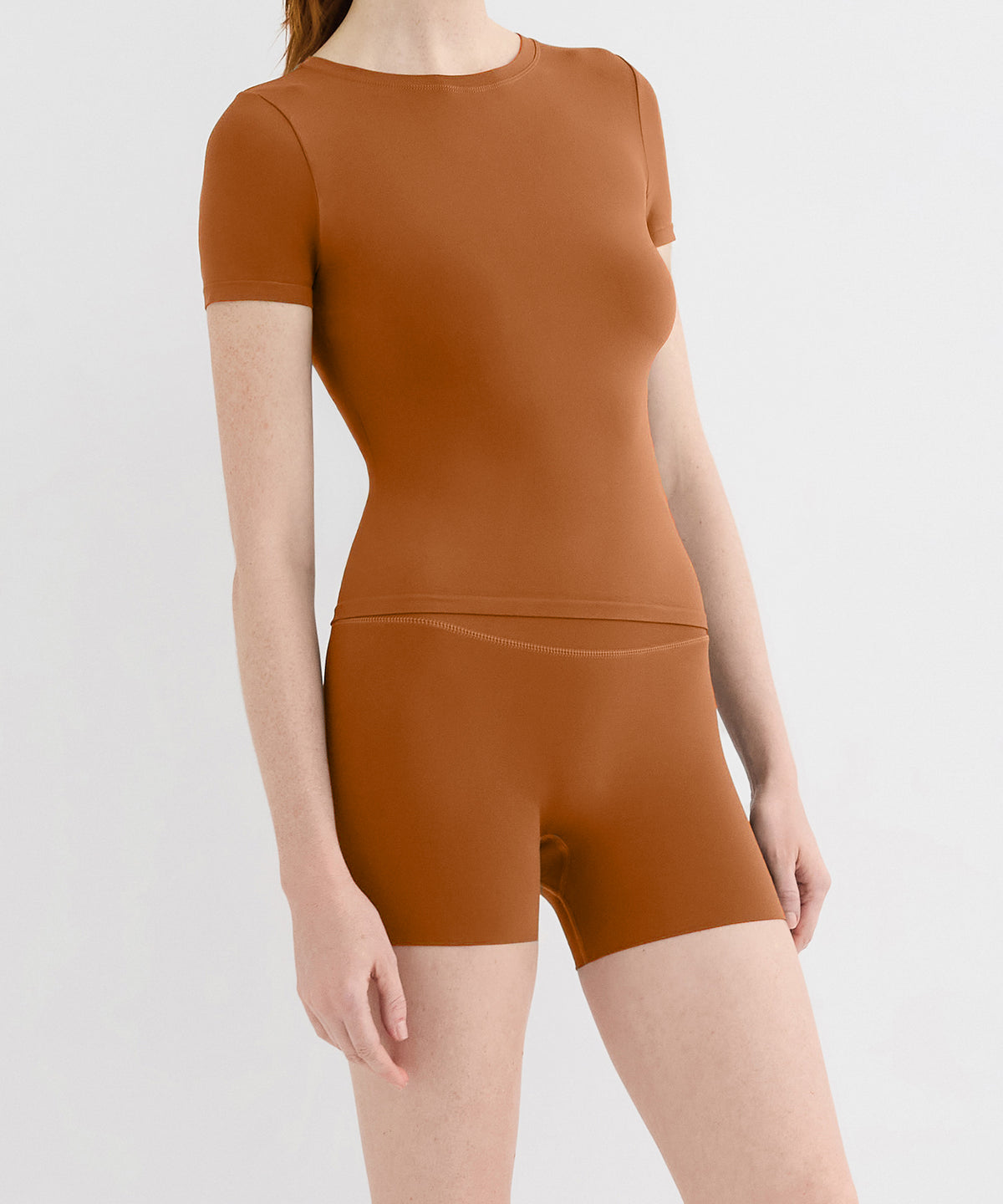 24/7 Short 2" - Terracotta
