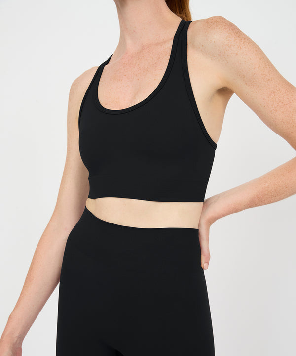 Form Movement Sports Bra - Black