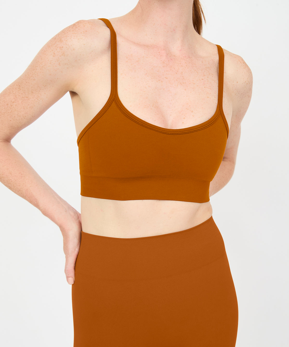 Form Movement V-Neck Bra - Terracotta