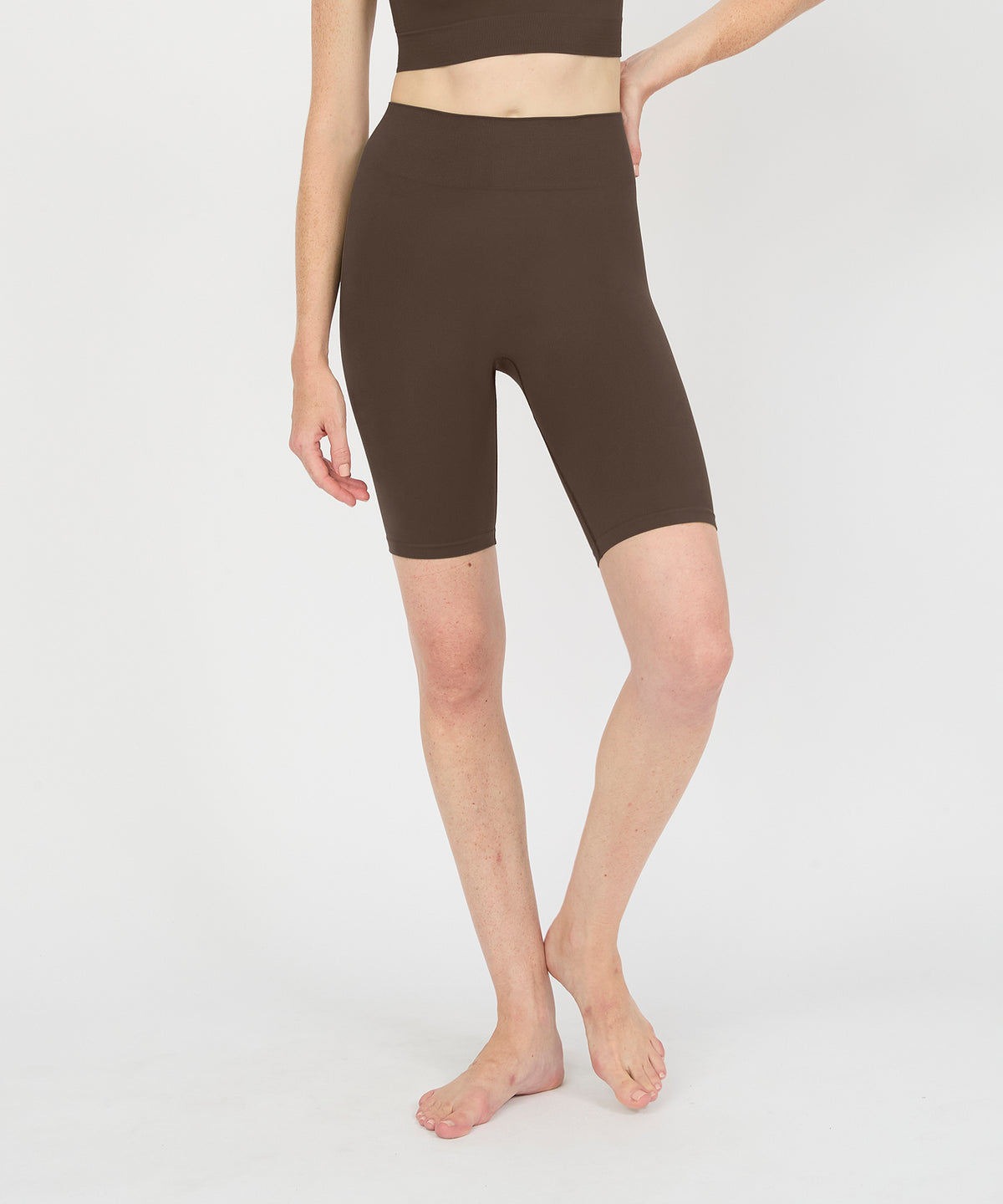 Form Movement Biker Short 6" - Acorn