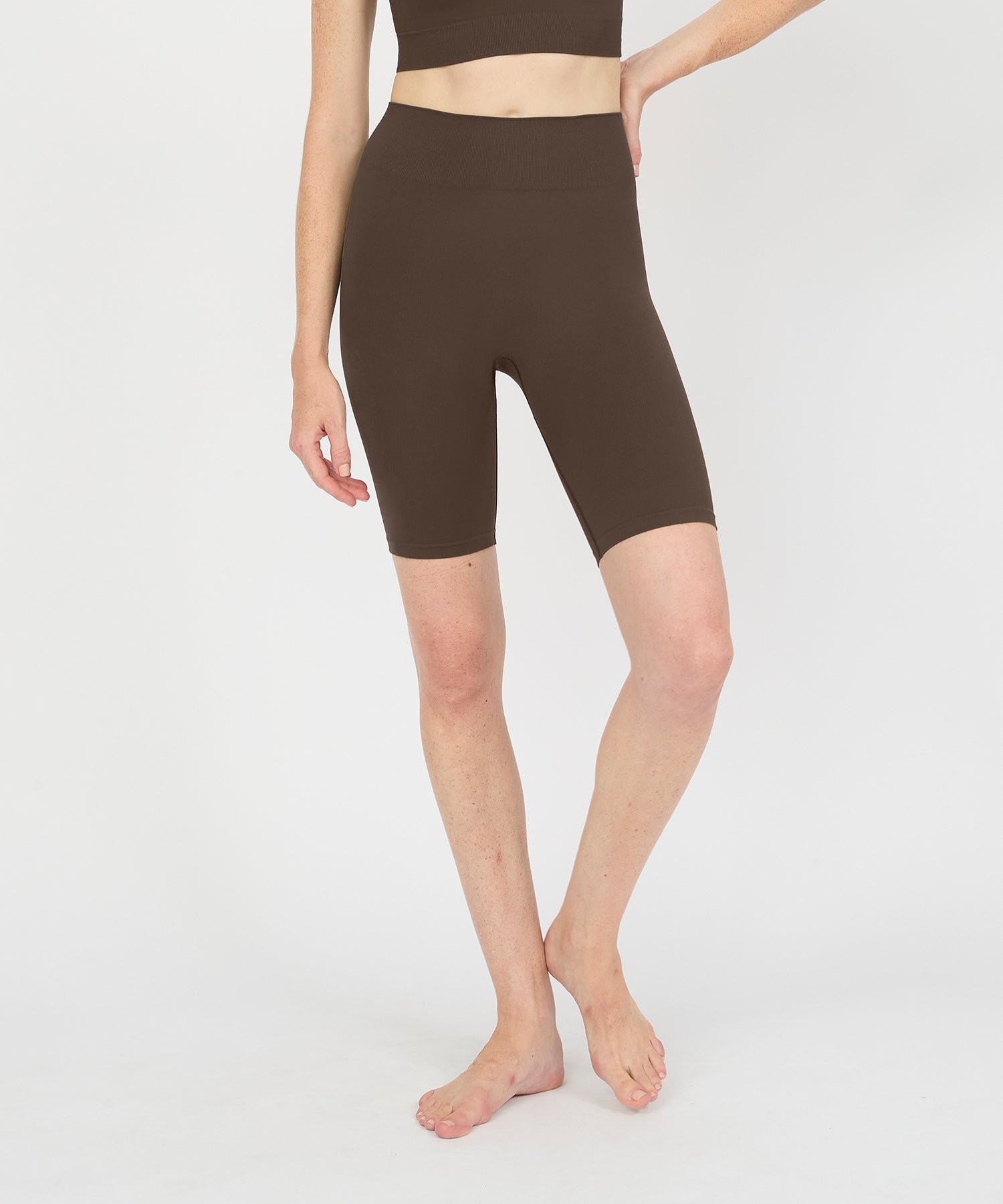Form Movement Biker Short 6" - Acorn